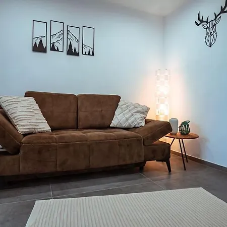 Апартаменты Neue Mit Schlossblick - Urlaub Im Wein- Und Ferienort Bekond