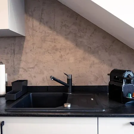 Neue Mit Schlossblick - Urlaub Im Wein- Und Ferienort Bekond