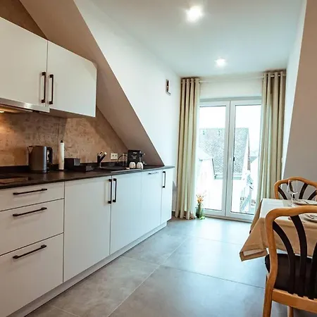 Neue Mit Schlossblick - Urlaub Im Wein- Und Ferienort דירה