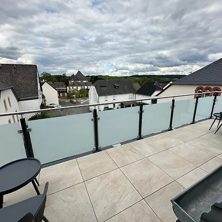 Neue Mit Schlossblick - Urlaub Im Wein- Und Ferienort *