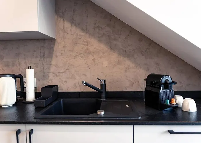 Neue Mit Schlossblick - Urlaub Im Wein- Und Ferienort Bekond