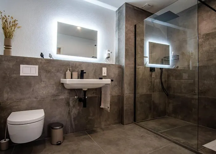 Apartament Neue Mit Schlossblick - Urlaub Im Wein- Und Ferienort *